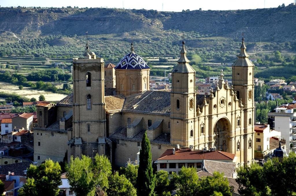 Parador De Alcaniz Hotel Exterior photo