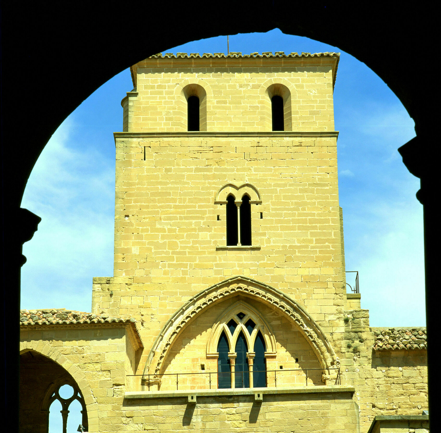 Parador De Alcaniz Hotel Exterior photo